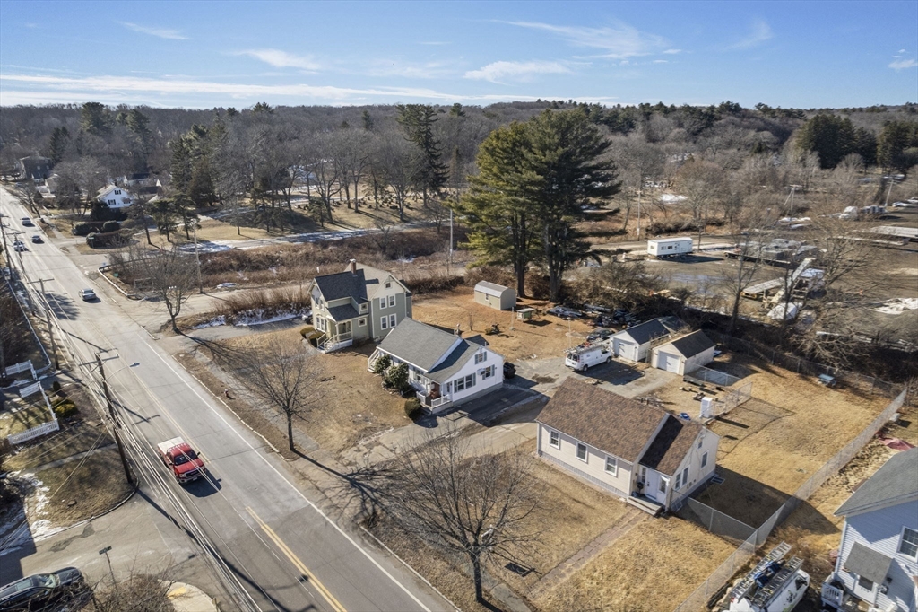 135 Mendon St Property Photo 35