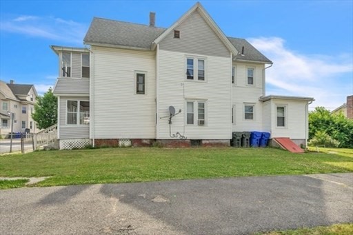 79 Marshall St Property Photo 6