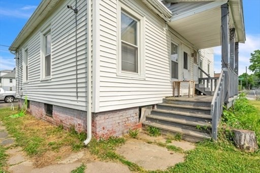 79 Marshall St Property Photo 12