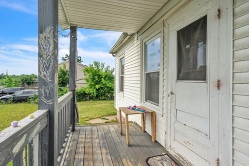 79 Marshall St Property Photo 13