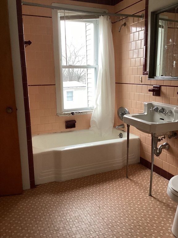 153 Macomber Street Property Photo 14