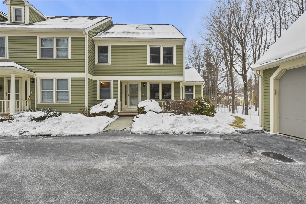 18 Fieldstone Street # 18 Property Photo