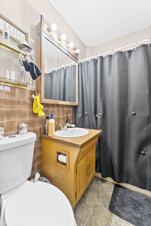 18 Creston St Property Photo 25