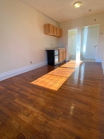 505 Beacon # 11 Property Photo 1