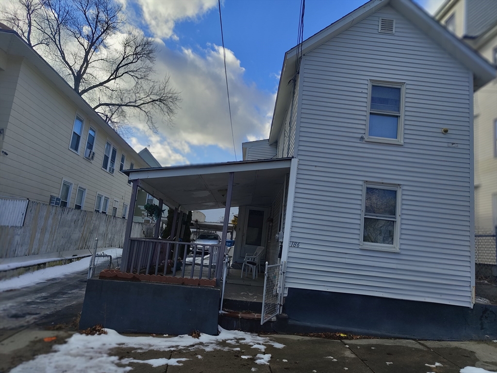 186 Exchange St Property Photo