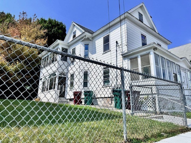 74 Fisher St Property Photo 2