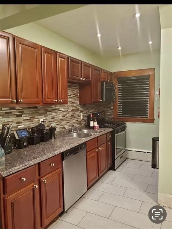 74 Fisher St Property Photo 14