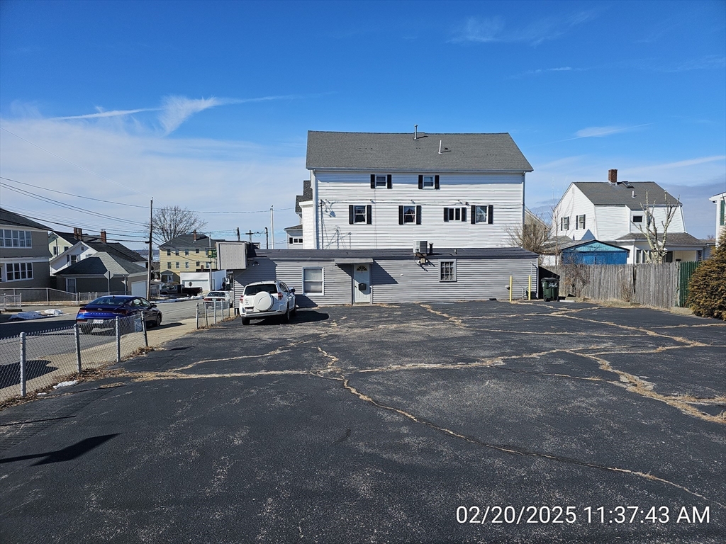 362 Sprague St Property Photo 1