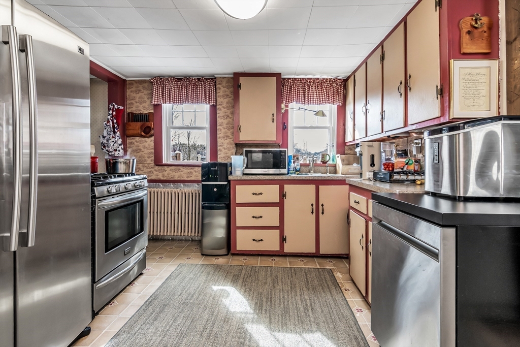 59 Kilbourn Rd Property Photo 11