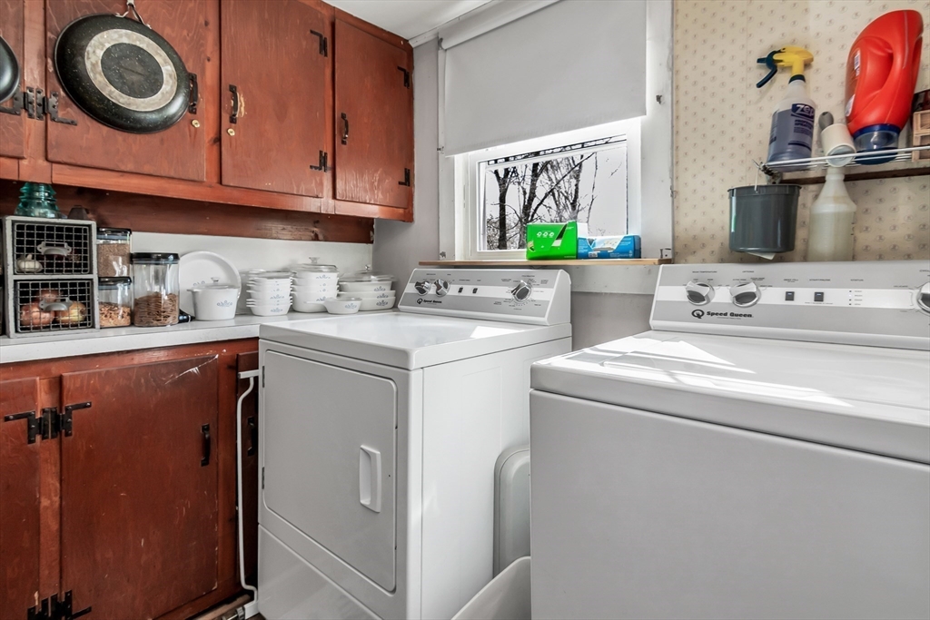 59 Kilbourn Rd Property Photo 14