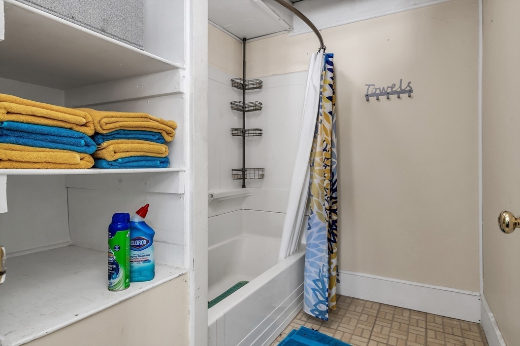 59 Kilbourn Rd Property Photo 24
