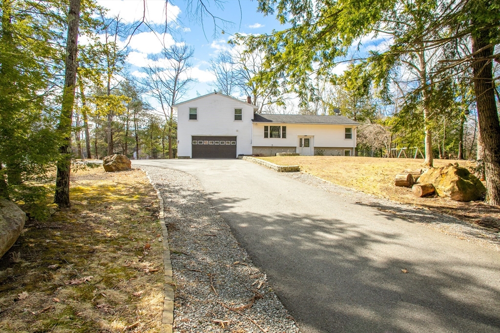 339 Maple St Property Photo