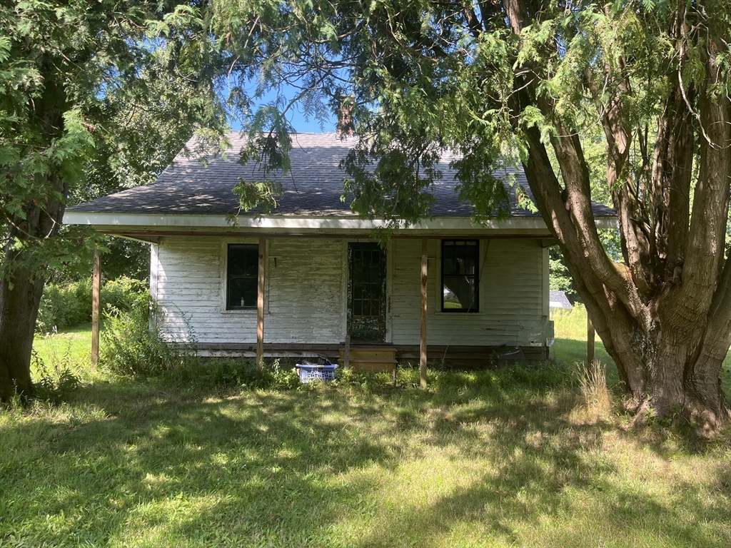 156 River Drive Property Photo