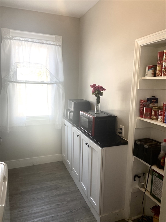 440 Sumner Avenue Property Photo 5