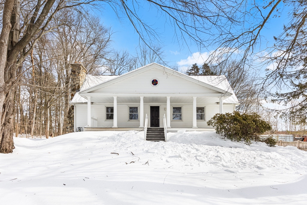 17 N Maple St Property Photo