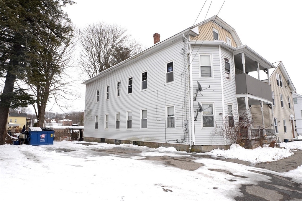 9 Myrtle Ave Property Photo 5