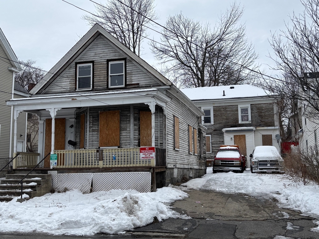 54-58 Willow St Property Photo 1