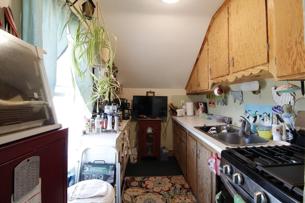 2573 South Main St. Property Photo 25