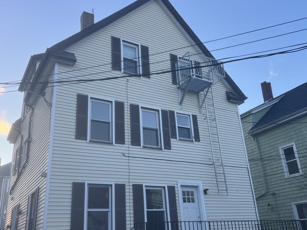 9 Cleveland St Property Photo 3