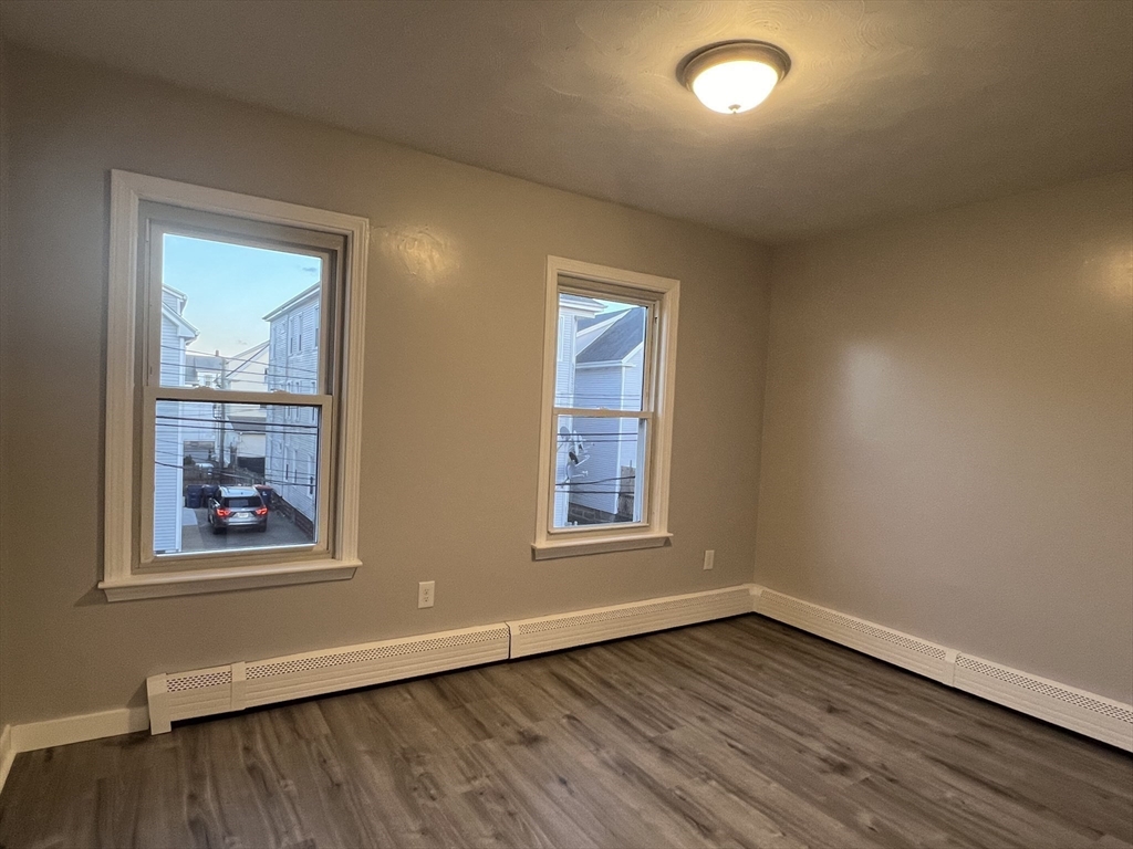 9 Cleveland St Property Photo 19