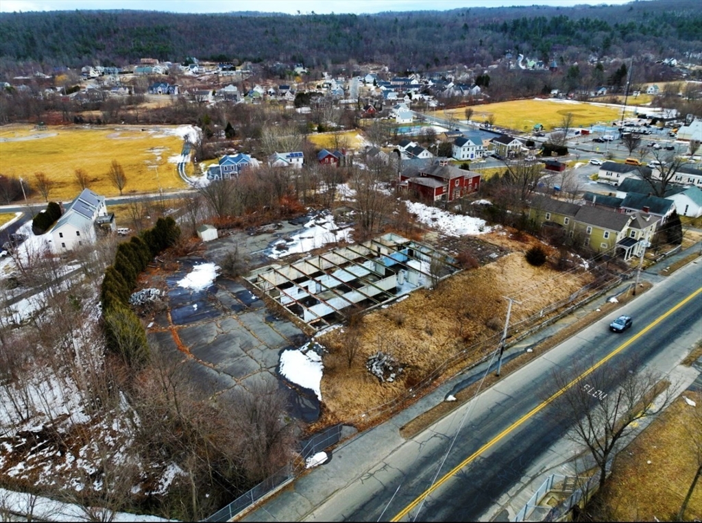96 Main St Property Photo 2