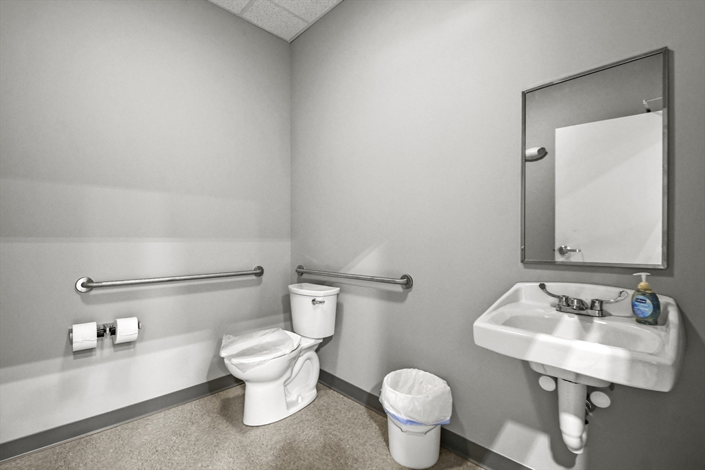 1295 Massachusetts Avenue # 7 Property Photo 11