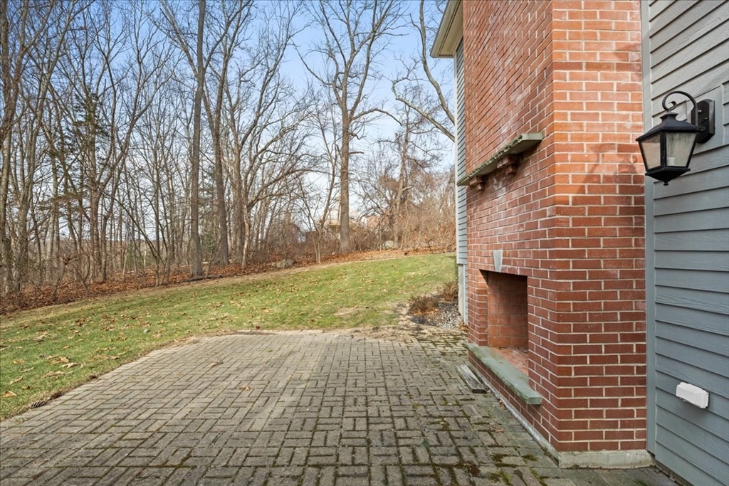 8 Kenley Ln Property Photo 2