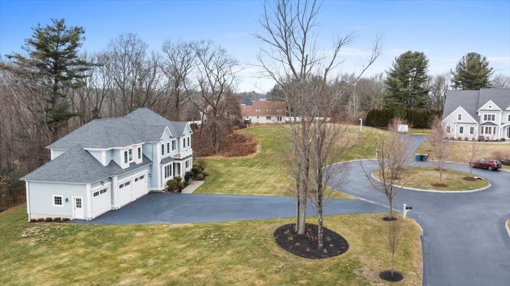 8 Kenley Ln Property Photo 5