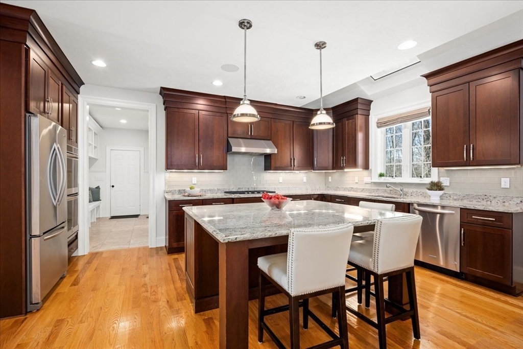 8 Kenley Ln Property Photo 6