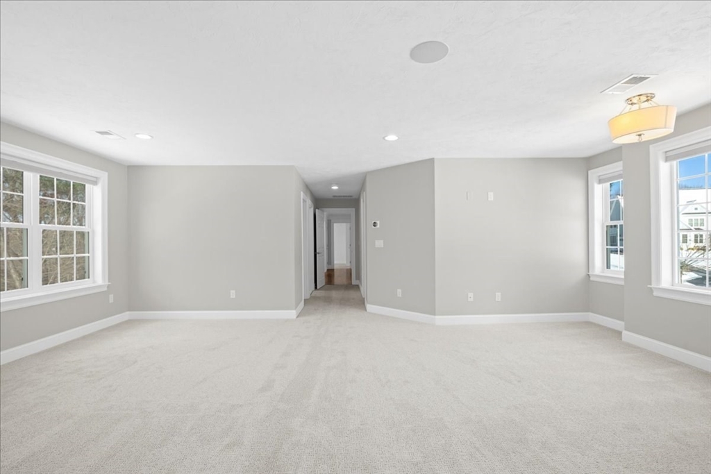 8 Kenley Ln Property Photo 23