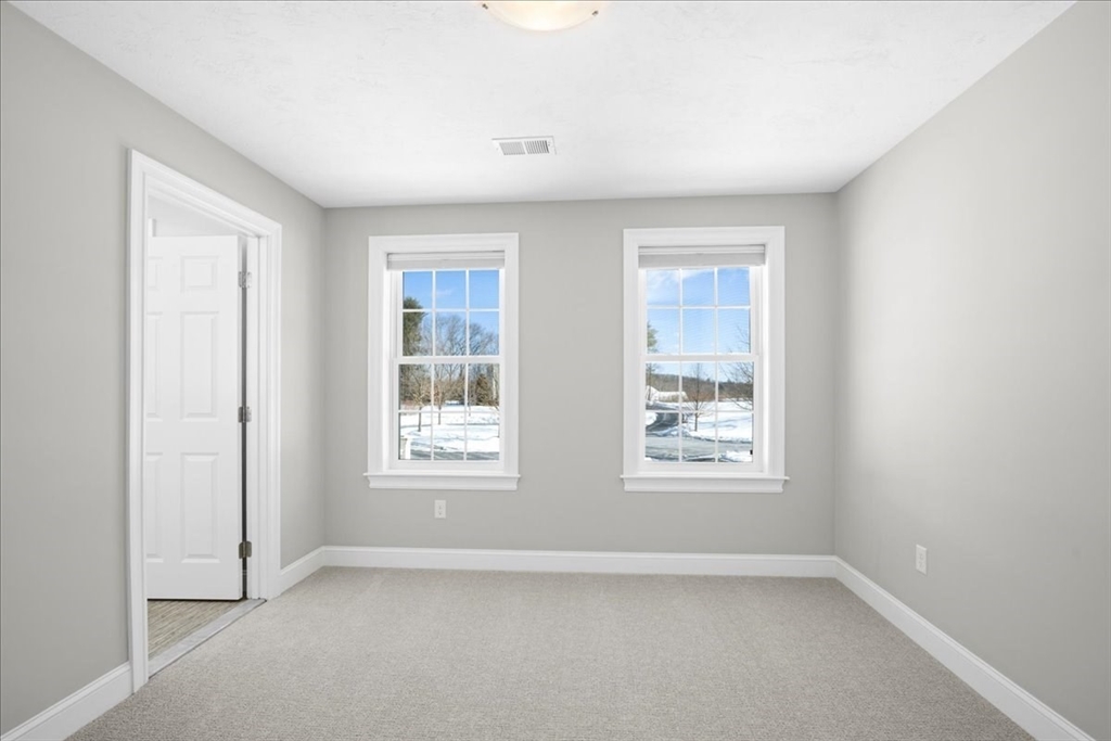 8 Kenley Ln Property Photo 29