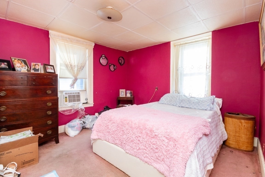 11 Vinton St Property Photo 11