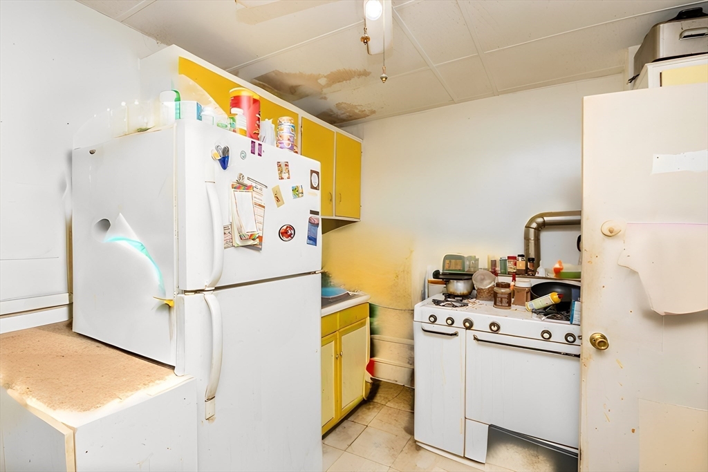 11 Vinton St Property Photo 13