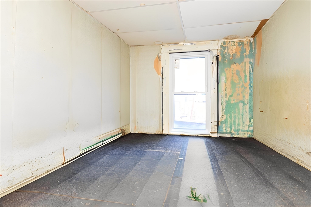 11 Vinton St Property Photo 17