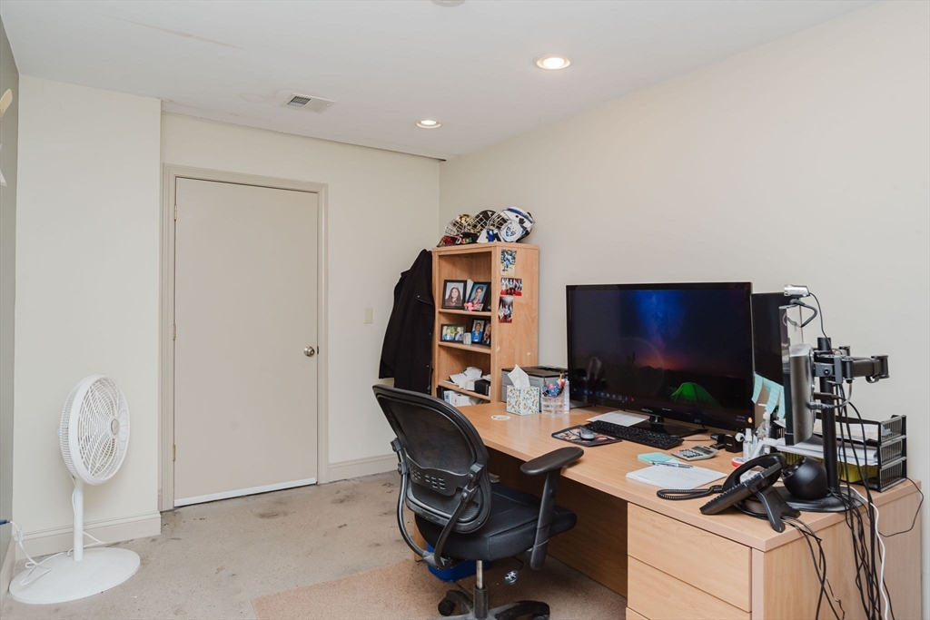 228 Oneil Blvd Property Photo 22