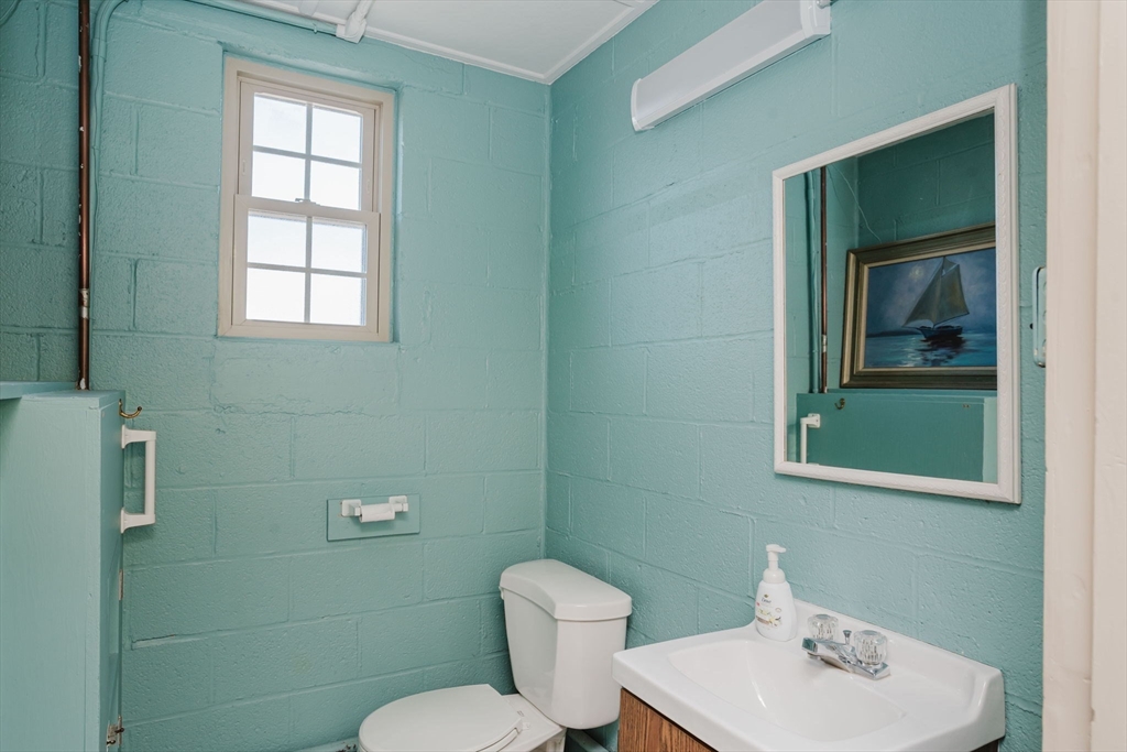 228 Oneil Blvd Property Photo 41