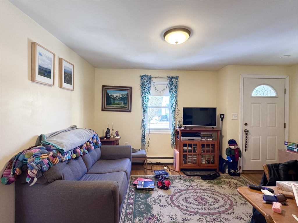 202 Winchester # A Property Photo 3
