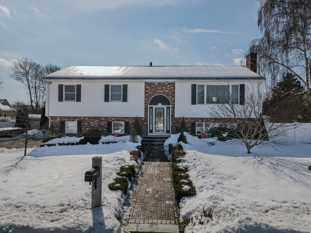 73 Wingate Ave Property Photo