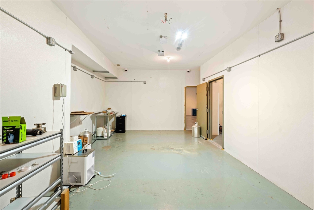 191 Second Avenue Property Photo 13