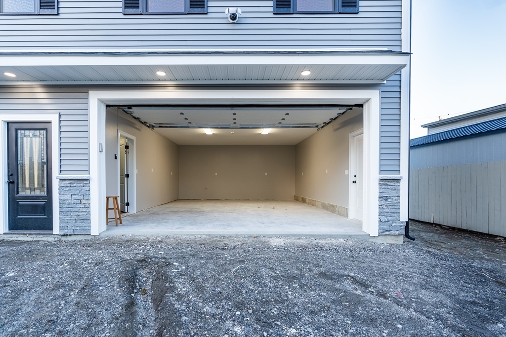 214 Horton St Property Photo 4
