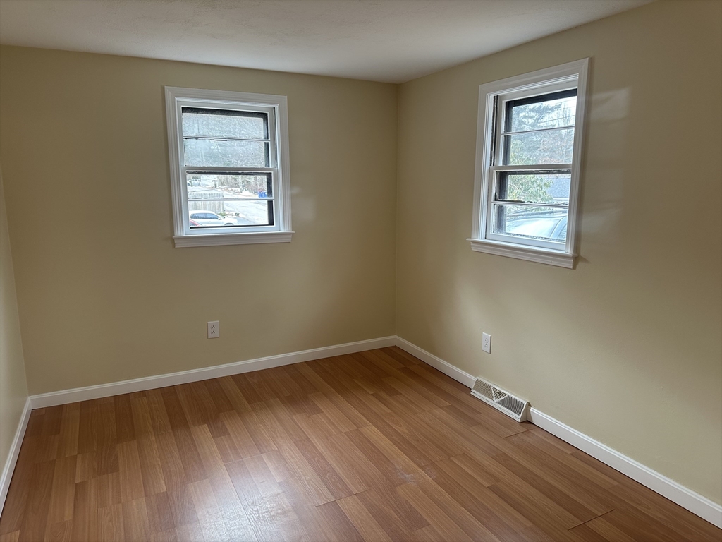 167 Park Ave Property Photo 11