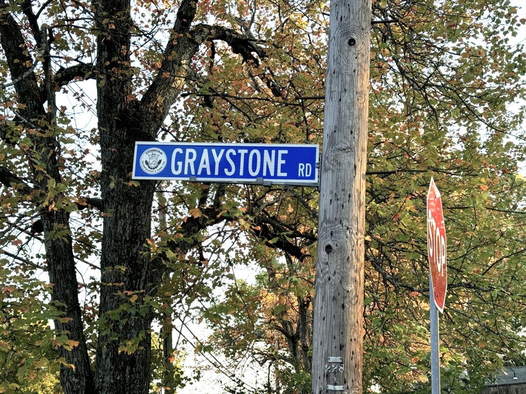 5 Graystone Rd Property Photo 5
