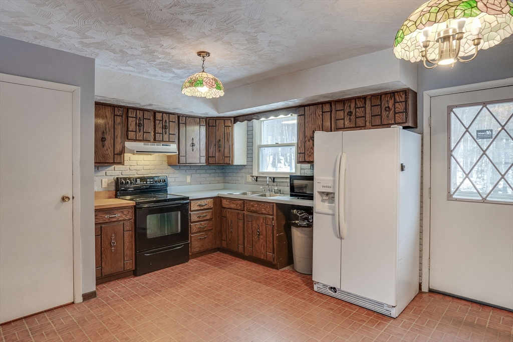 170 State Property Photo 3