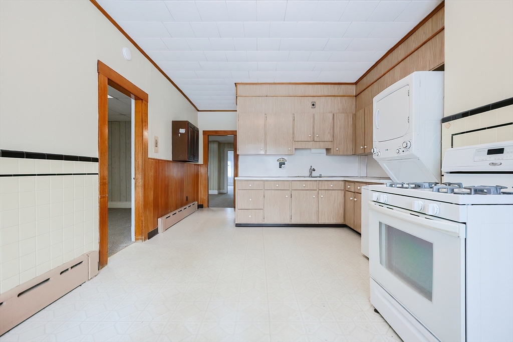 81 Horace St Property Photo 18