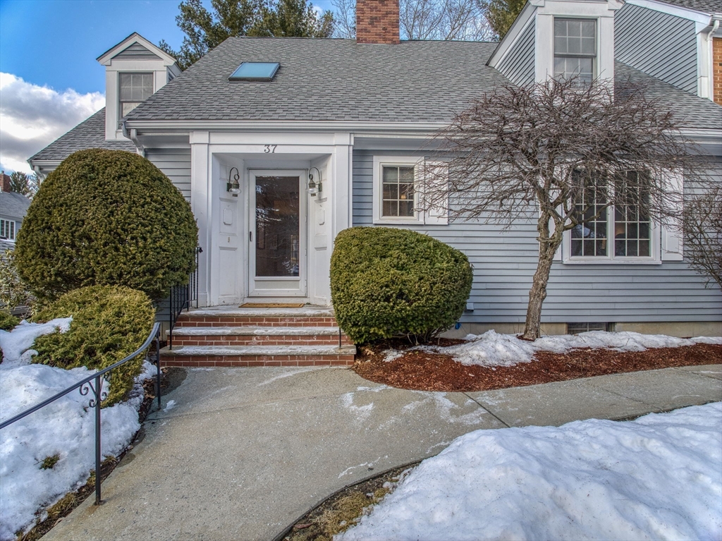 37 Fuller Pond Road # 60 Property Photo