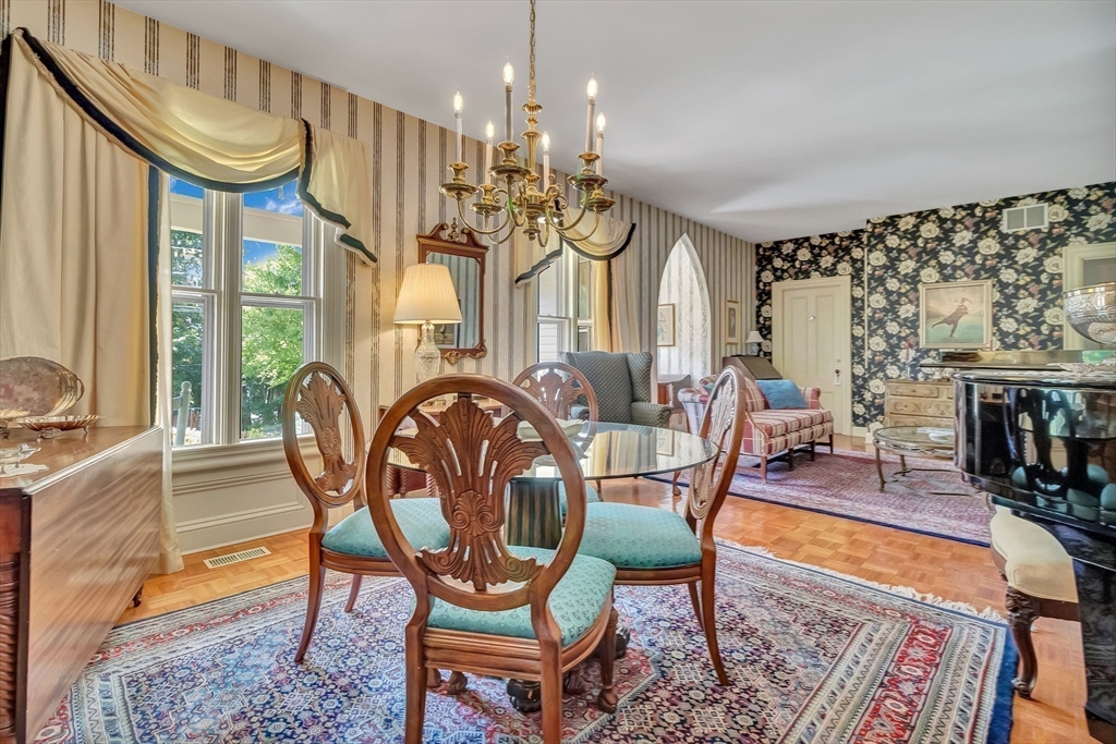116 Parallel Street Property Photo 13