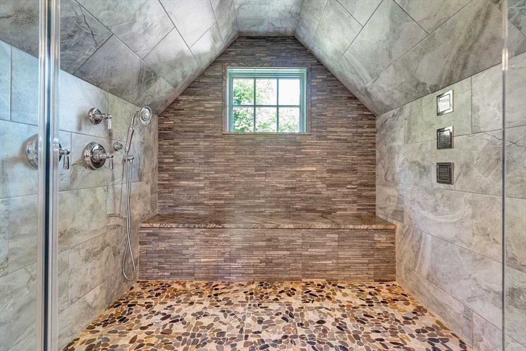 116 Parallel Street Property Photo 17