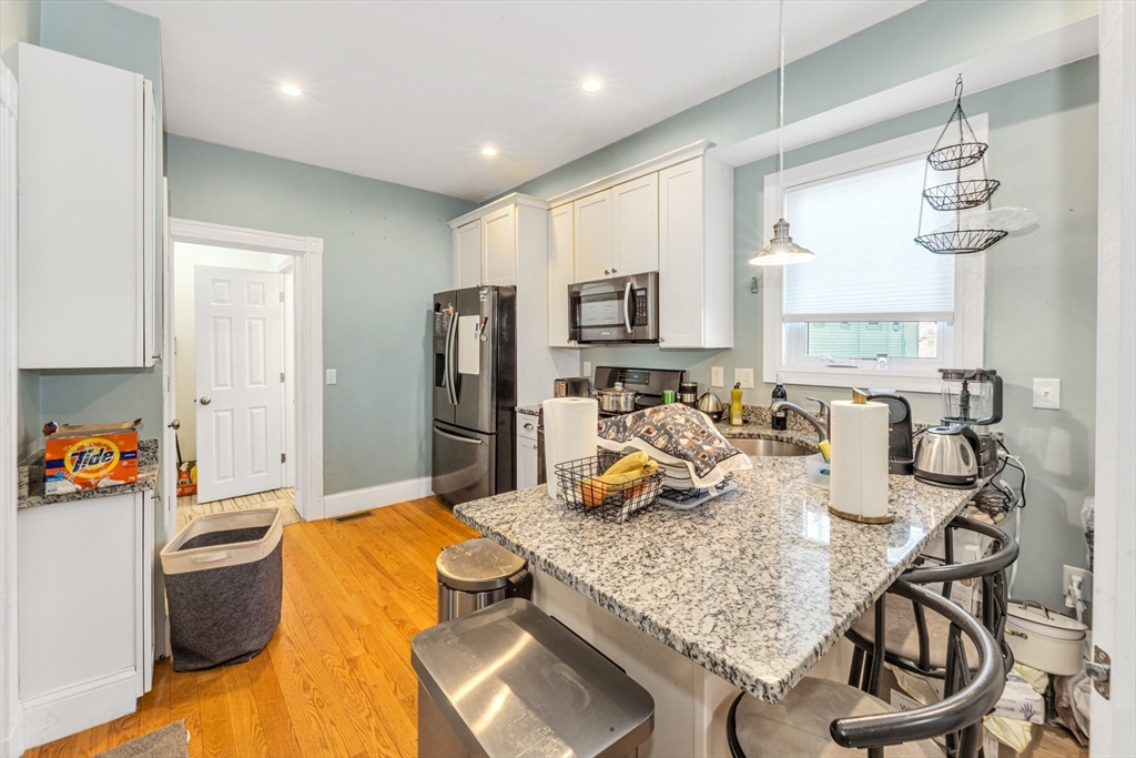 47 Metropolitan Ave Property Photo 18