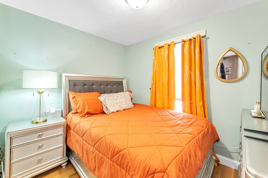 47 Metropolitan Ave Property Photo 26
