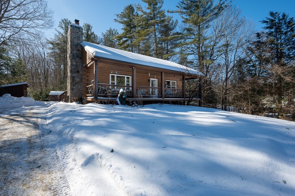 76 Wheeler Rd Property Photo